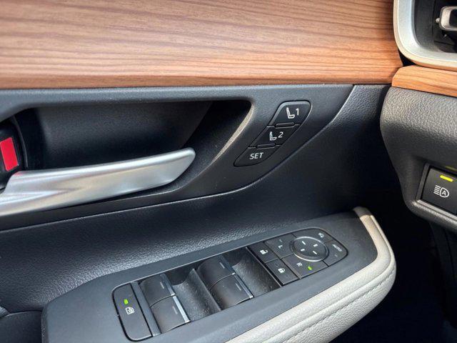 used 2025 Toyota Grand Highlander car, priced at $52,141