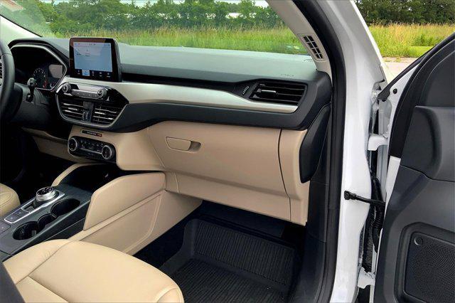 used 2022 Ford Escape car, priced at $21,905