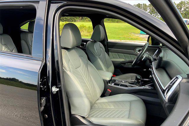 used 2025 Kia Sorento car, priced at $38,198