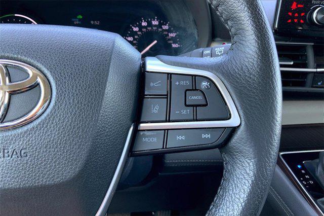 used 2024 Toyota Sienna car, priced at $46,998
