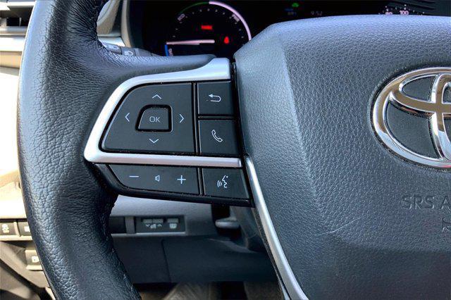 used 2024 Toyota Sienna car, priced at $46,998