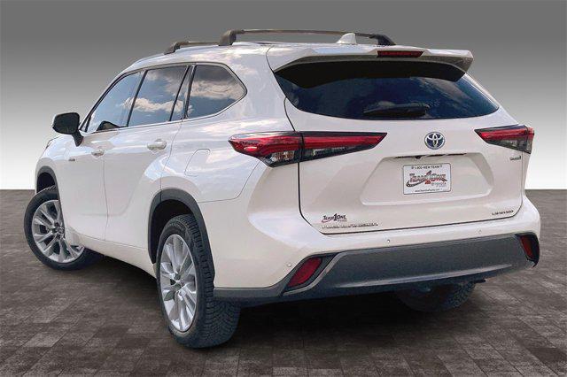 used 2021 Toyota Highlander Hybrid car, priced at $35,881