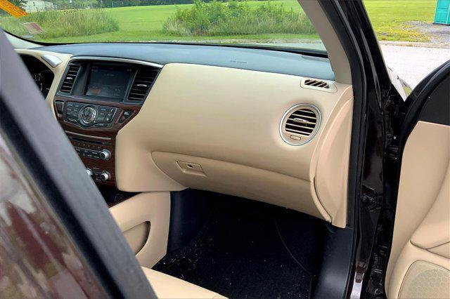 used 2020 Nissan Pathfinder car, priced at $25,759