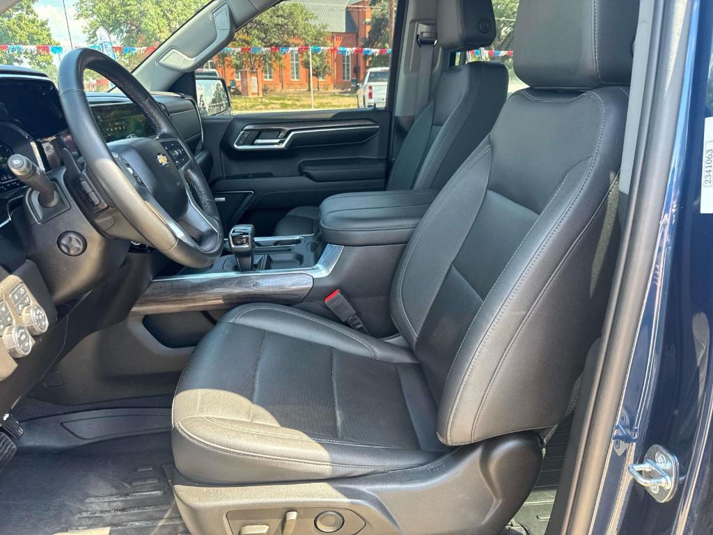 used 2023 Chevrolet Silverado 1500 car, priced at $45,995
