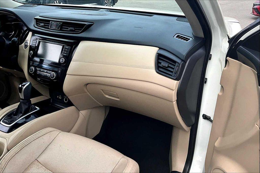 used 2018 Nissan Rogue car, priced at $18,900
