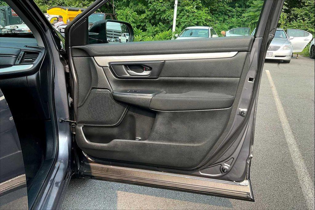 used 2018 Honda CR-V car, priced at $20,000