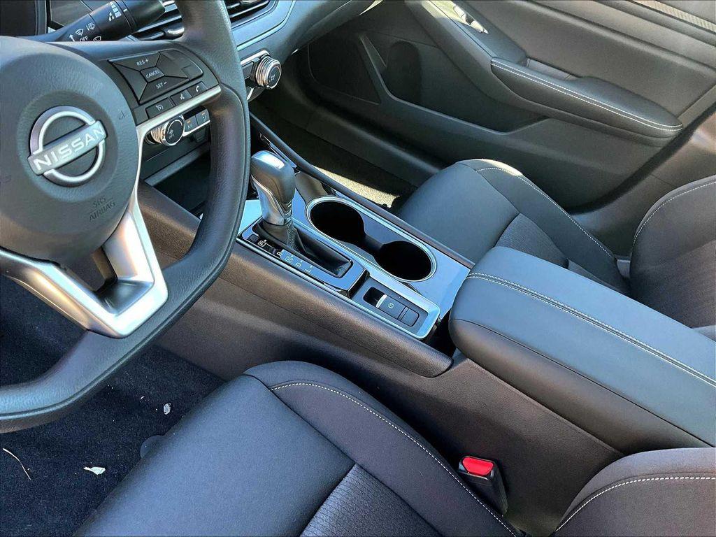new 2024 Nissan Altima car, priced at $24,900