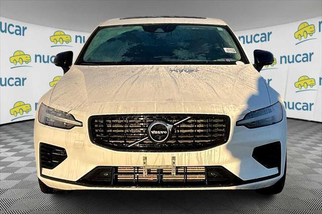 used 2021 Volvo S60 Recharge Plug-In Hybrid car, priced at $29,000