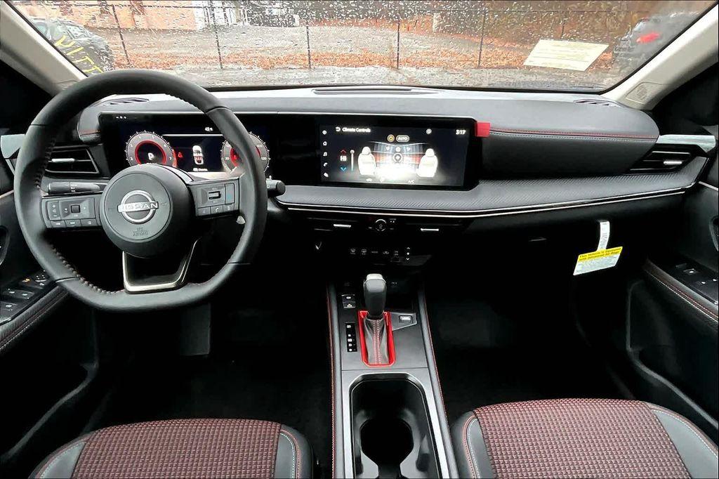 new 2025 Nissan Kicks car, priced at $28,237
