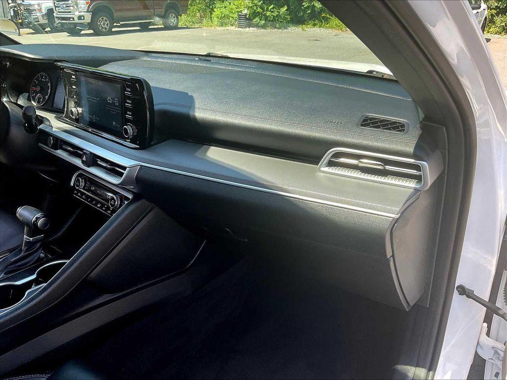 used 2021 Kia K5 car, priced at $21,400