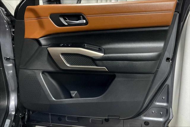 used 2023 Nissan Pathfinder car, priced at $40,100