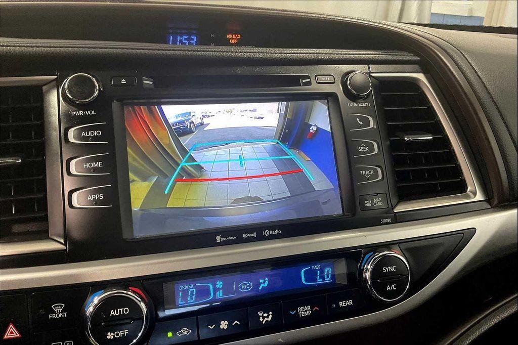 used 2019 Toyota Highlander car, priced at $26,900