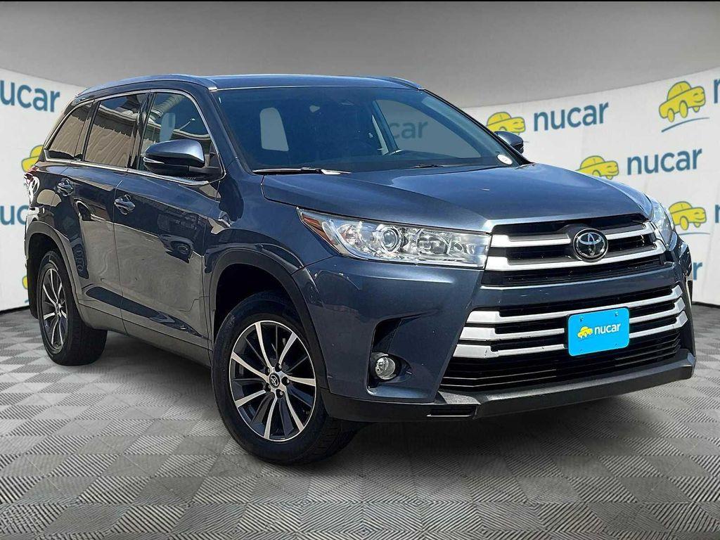 used 2019 Toyota Highlander car, priced at $25,500