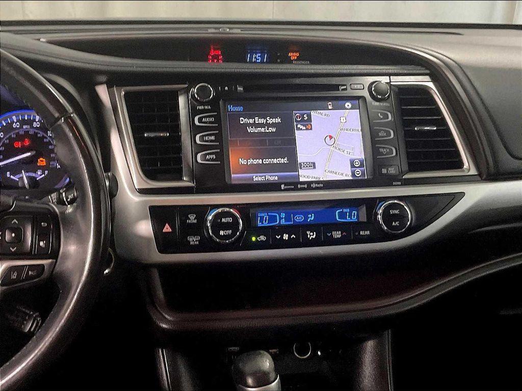used 2019 Toyota Highlander car, priced at $23,300