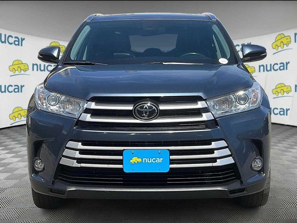 used 2019 Toyota Highlander car, priced at $23,300