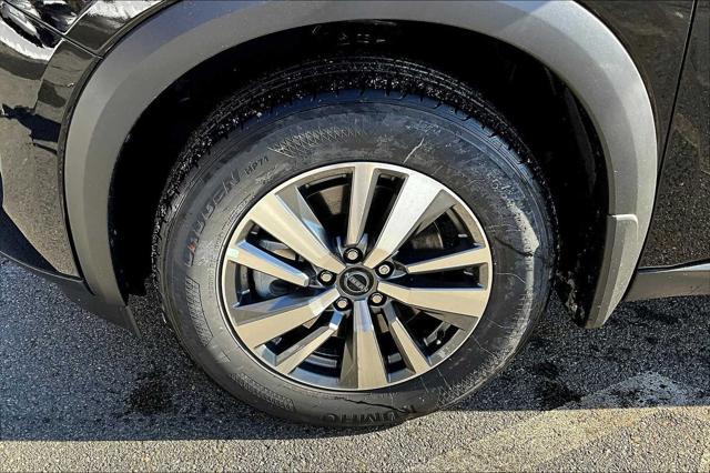 new 2025 Nissan Pathfinder car, priced at $47,645