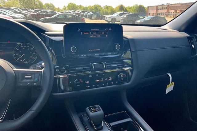 new 2025 Nissan Pathfinder car, priced at $47,175
