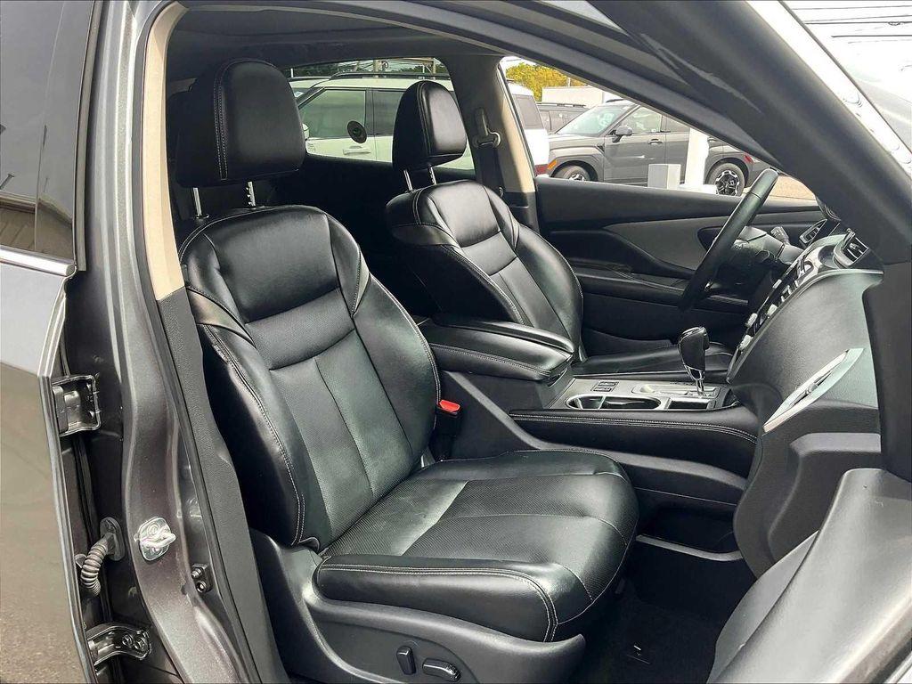 used 2020 Nissan Murano car, priced at $20,000