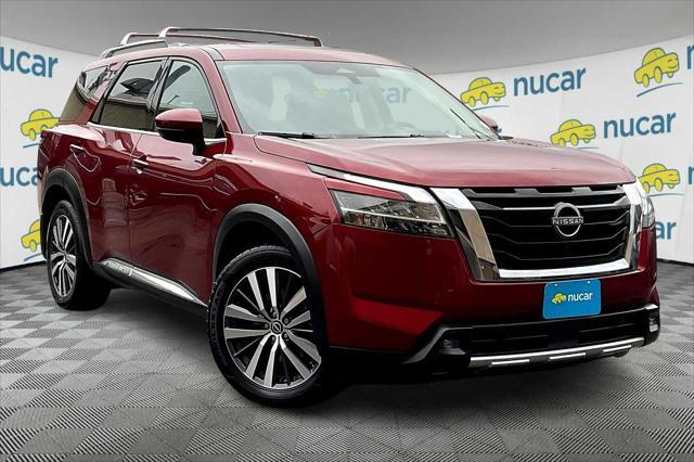 used 2022 Nissan Pathfinder car, priced at $32,000