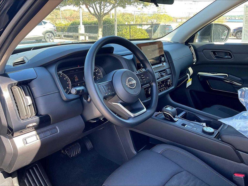 new 2025 Nissan Pathfinder car, priced at $37,177