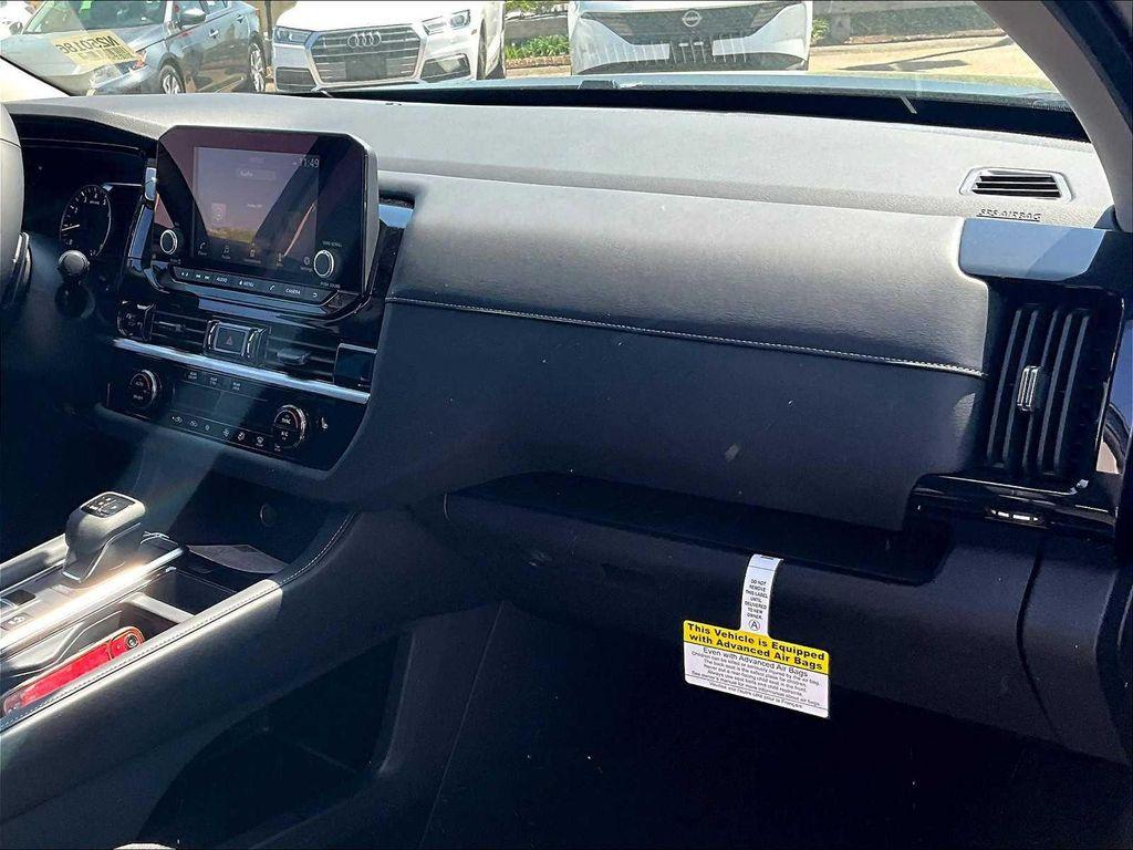 new 2025 Nissan Pathfinder car, priced at $40,749
