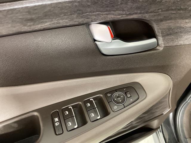 used 2020 Hyundai Santa Fe car, priced at $15,900