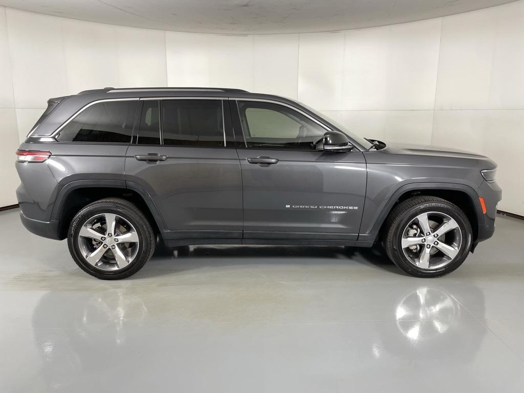 used 2022 Jeep Grand Cherokee car, priced at $23,700