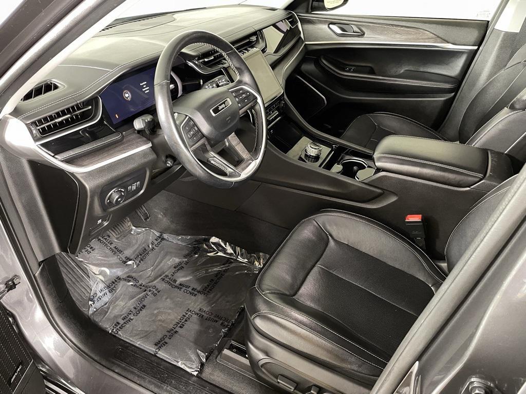 used 2022 Jeep Grand Cherokee car, priced at $23,700