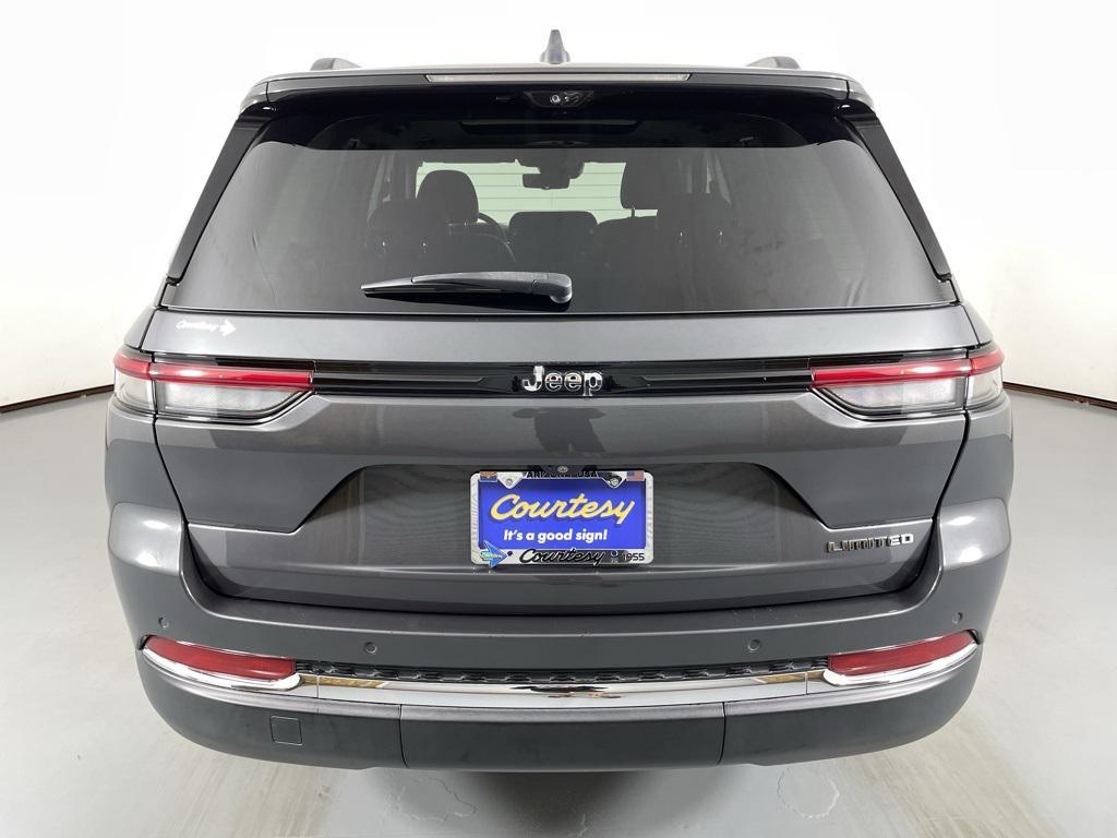 used 2022 Jeep Grand Cherokee car, priced at $23,700
