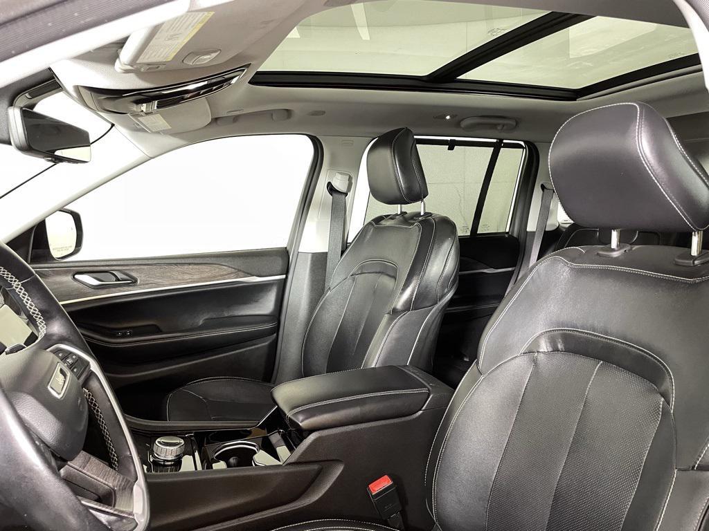 used 2022 Jeep Grand Cherokee car, priced at $23,700