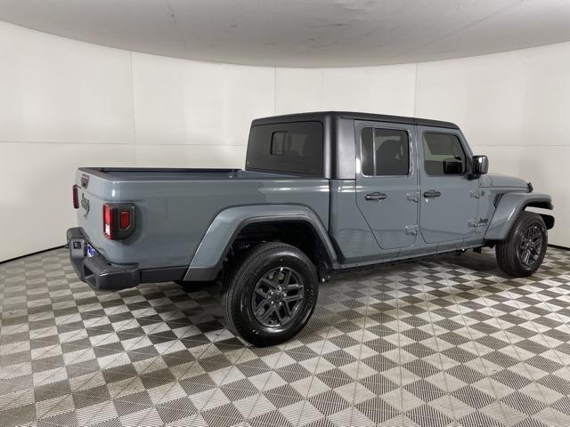 new 2024 Jeep Gladiator car, priced at $43,760