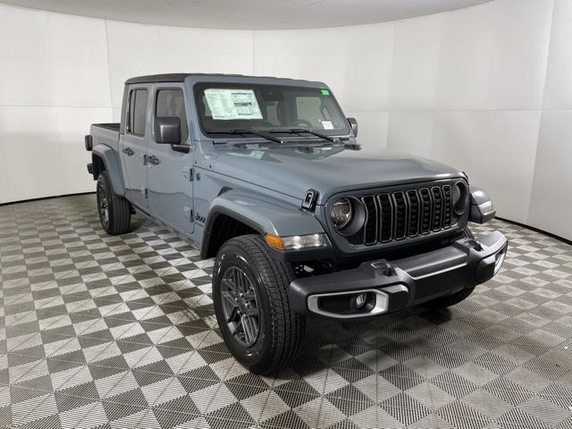 new 2024 Jeep Gladiator car, priced at $43,760