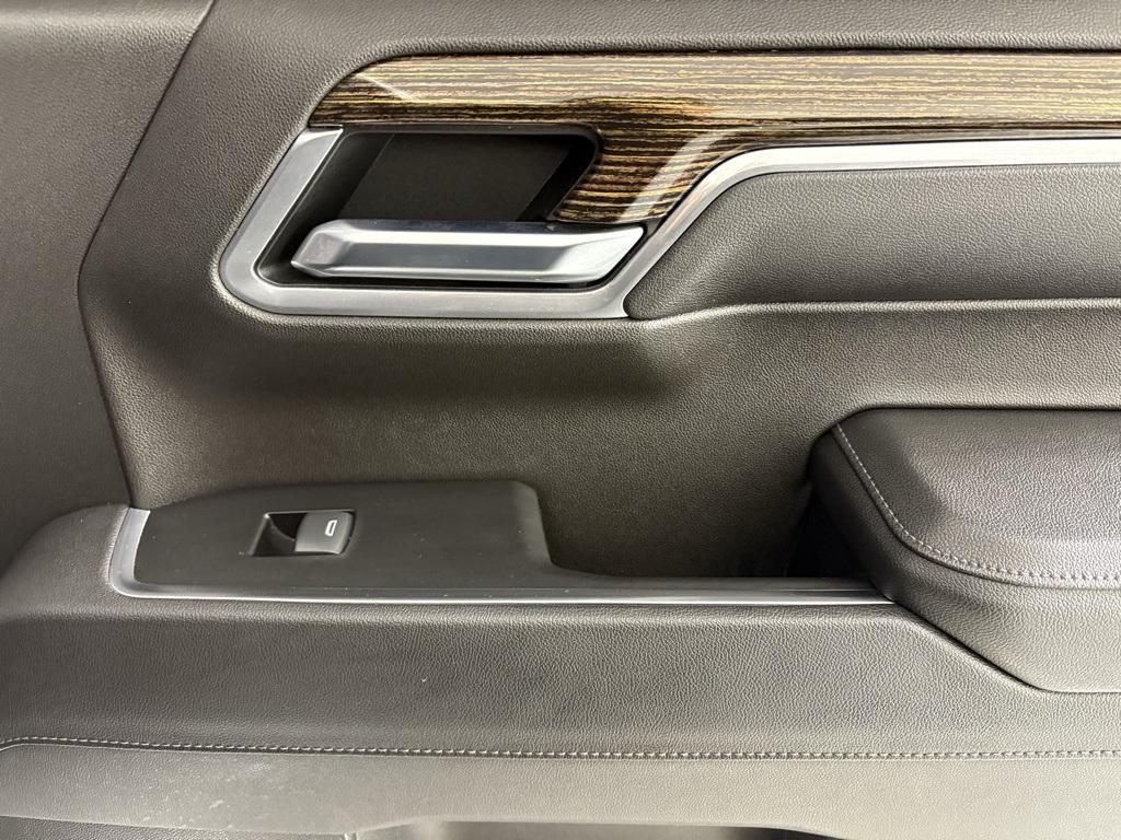 used 2022 GMC Sierra 1500 car, priced at $26,000