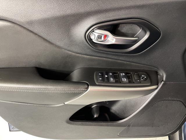 used 2021 Jeep Cherokee car, priced at $21,900