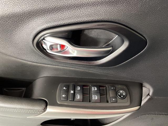 used 2021 Jeep Cherokee car, priced at $21,900