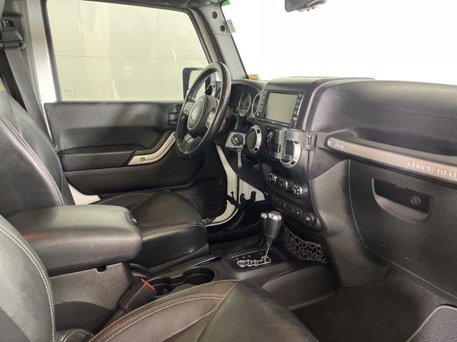used 2015 Jeep Wrangler Unlimited car, priced at $17,500