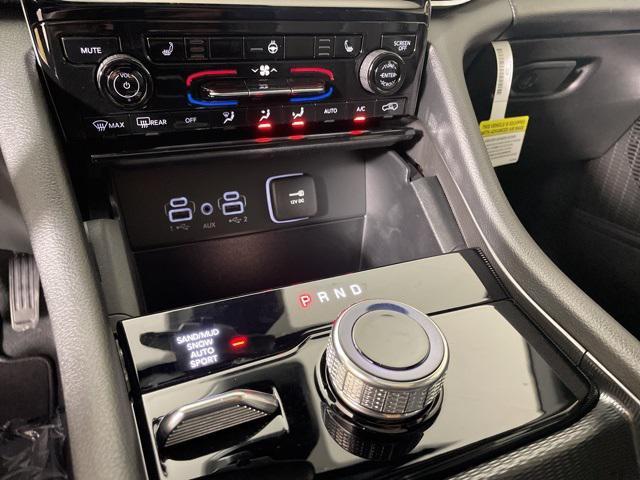 new 2025 Jeep Grand Cherokee car, priced at $48,305