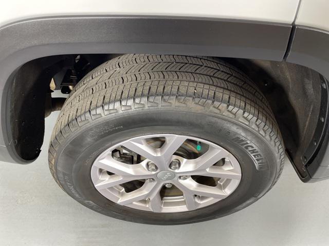 used 2022 Jeep Grand Cherokee L car, priced at $31,955