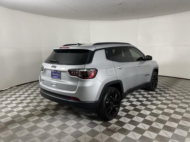 new 2025 Jeep Compass car, priced at $31,999