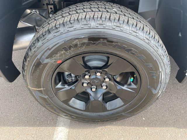 new 2025 Ram 1500 car, priced at $39,900
