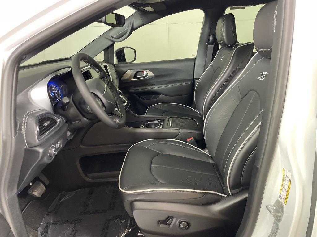new 2026 Chrysler Pacifica car, priced at $49,747