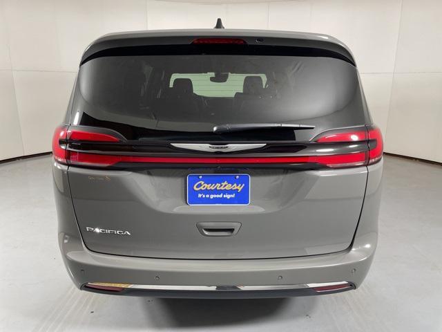 new 2025 Chrysler Pacifica car, priced at $36,940