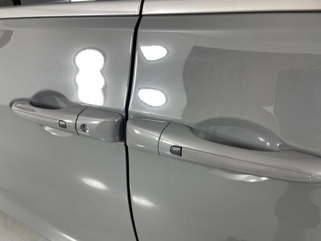 new 2025 Chrysler Pacifica car, priced at $36,940