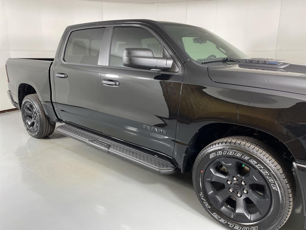 new 2025 Ram 1500 car, priced at $41,673