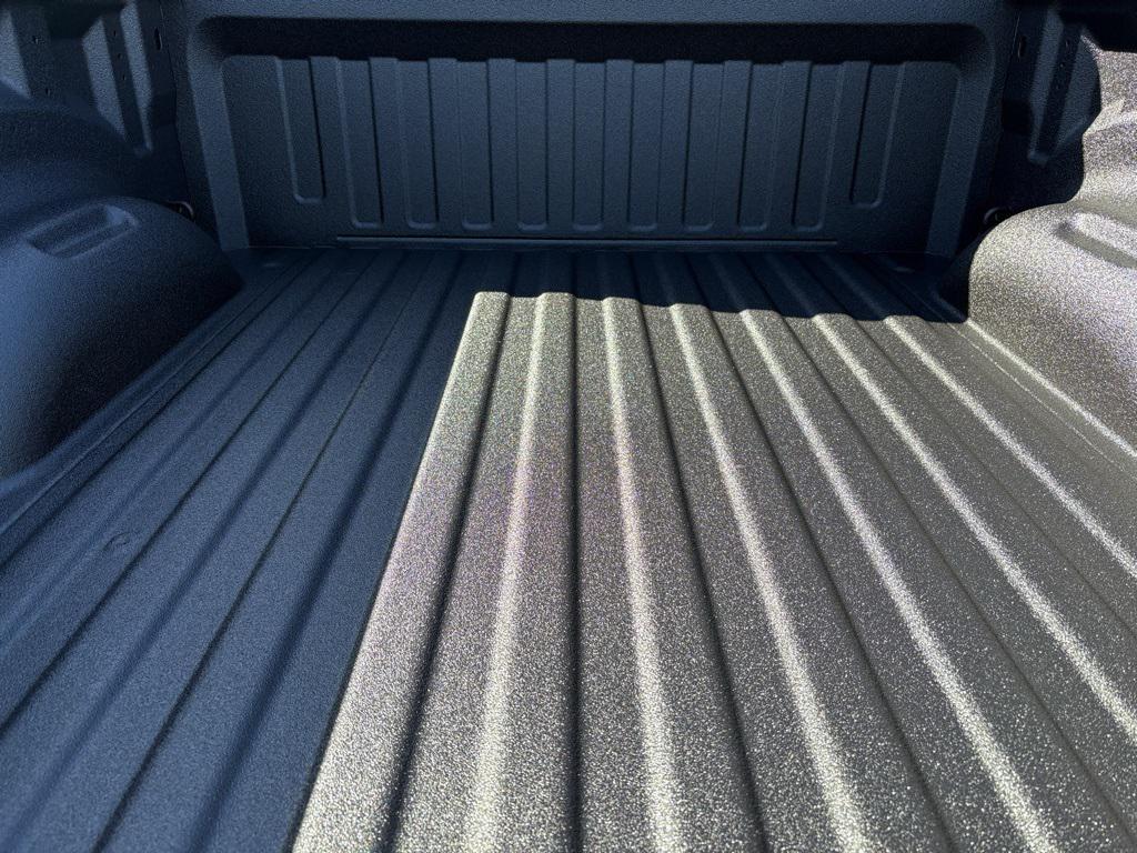 new 2025 Ram 1500 car, priced at $41,673