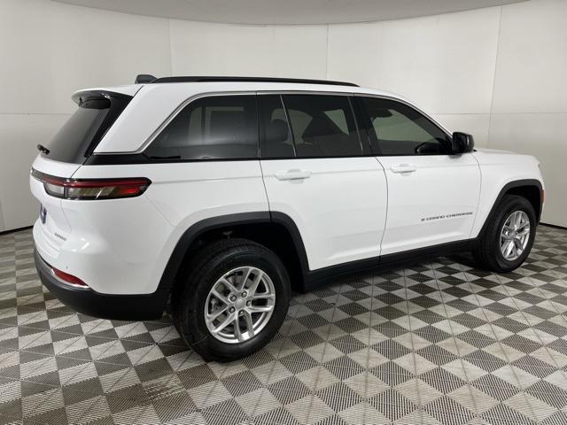 new 2025 Jeep Grand Cherokee car, priced at $38,000