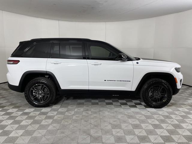 new 2024 Jeep Grand Cherokee 4xe car, priced at $61,980
