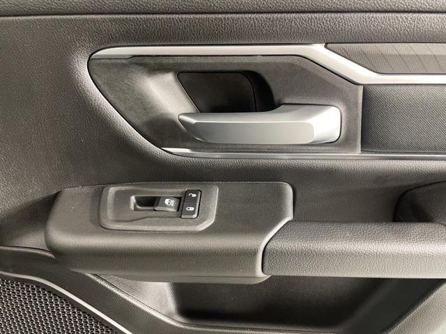 new 2025 Ram 1500 car, priced at $44,091