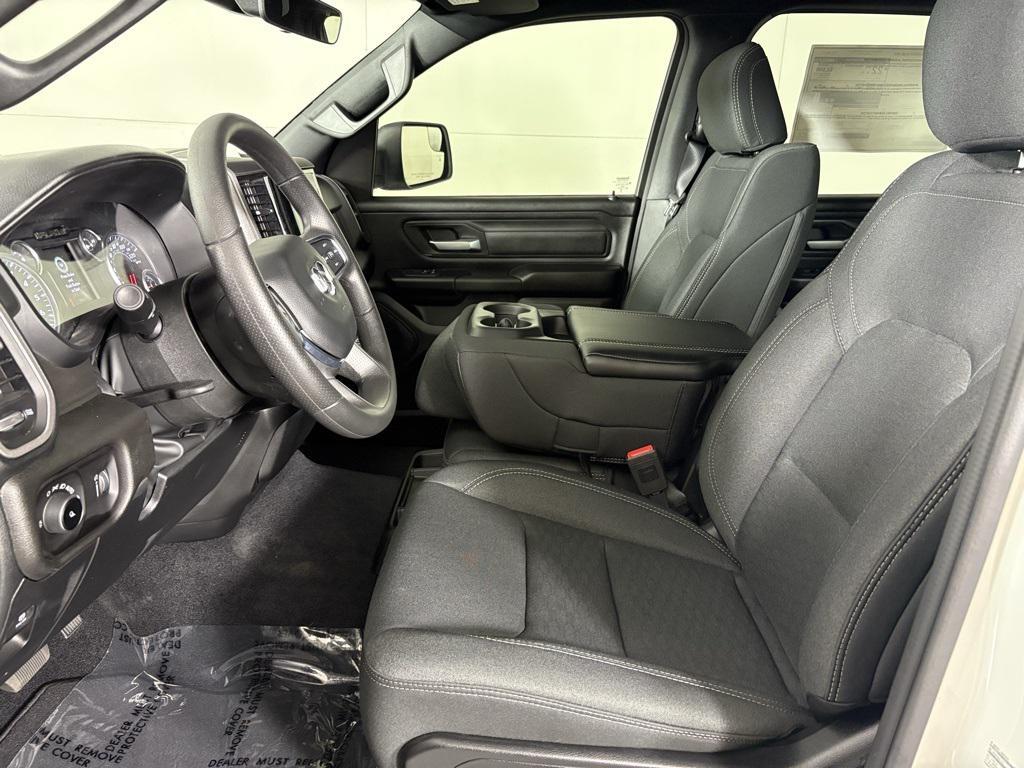 new 2025 Ram 1500 car, priced at $41,565