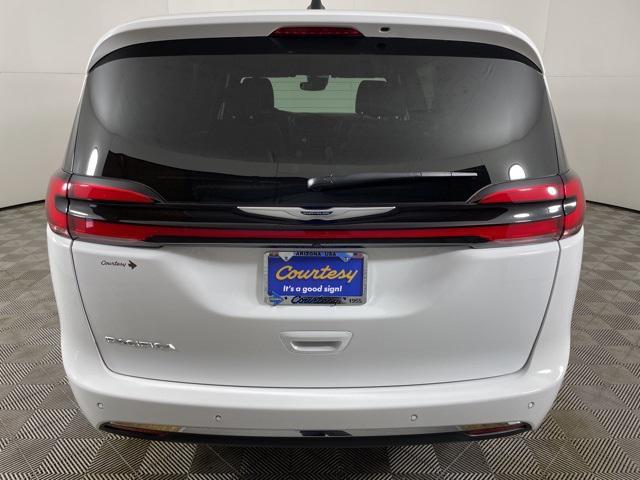 new 2025 Chrysler Pacifica car, priced at $38,900